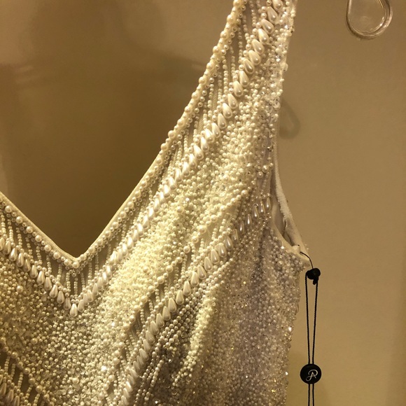 Sz6 Ivory NWT Adrianna Papell Gown - Beaded Bodice - Picture 5 of 15